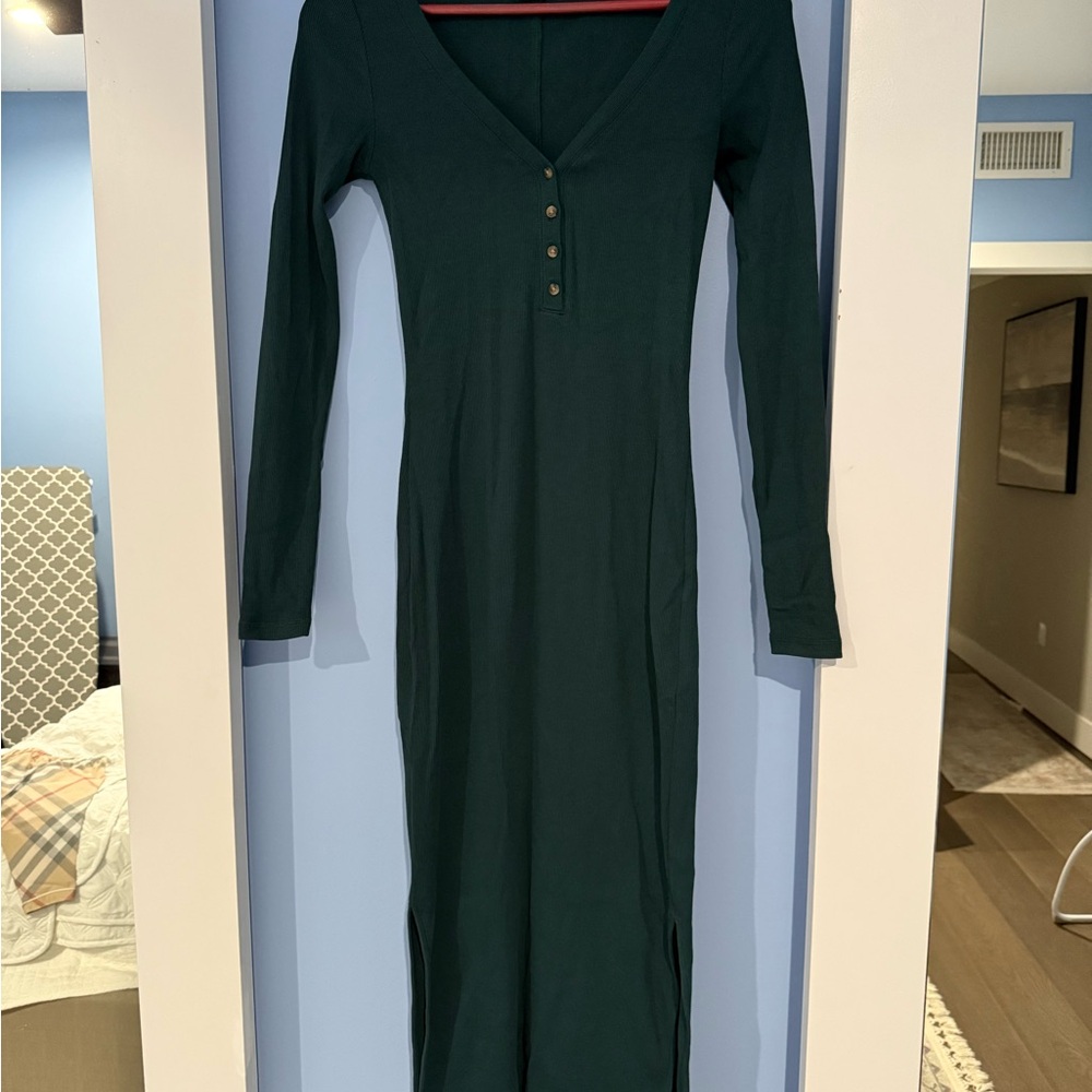 Old Navy Dark Green Long Sleeve Dress